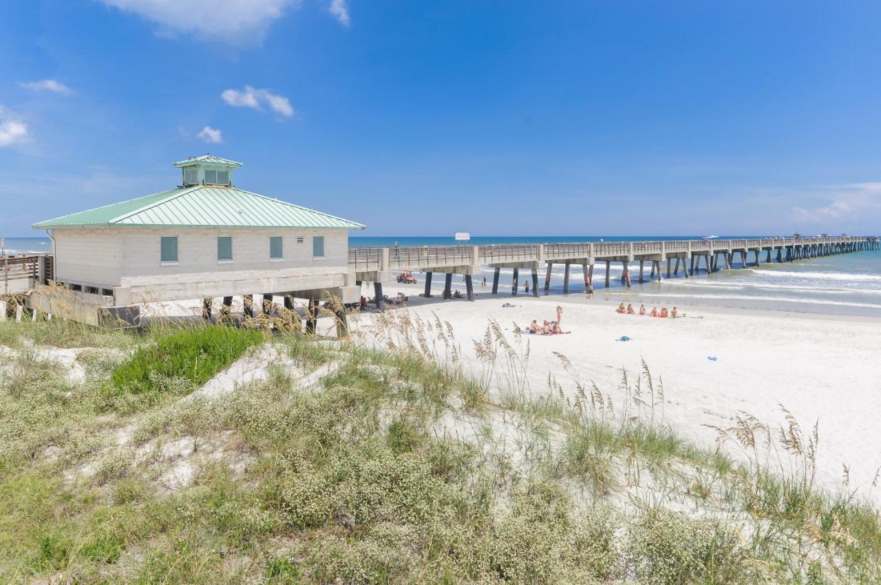 Seas The Day - 4 Blocks To The Beach, Restaurant, And Bar District - Great Deck And Outdoor Space!! Jacksonville Beach Exteriör bild