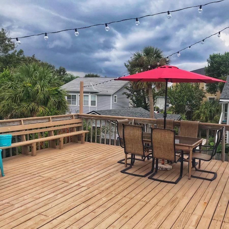 Seas The Day - 4 Blocks To The Beach, Restaurant, And Bar District - Great Deck And Outdoor Space!! Jacksonville Beach Exteriör bild